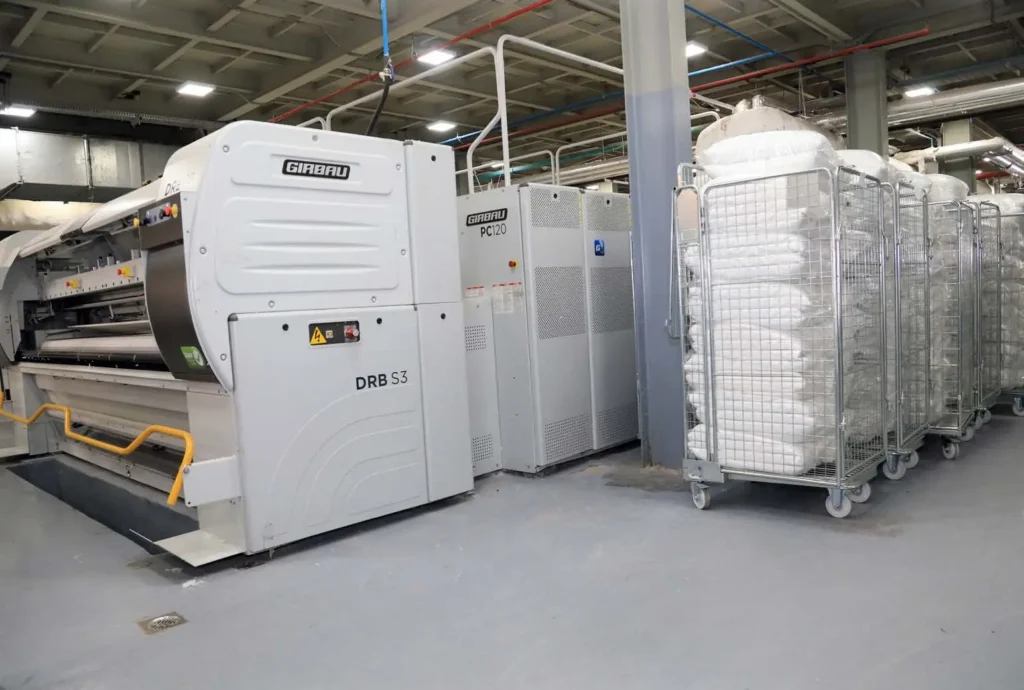 Wave laundry services image 2